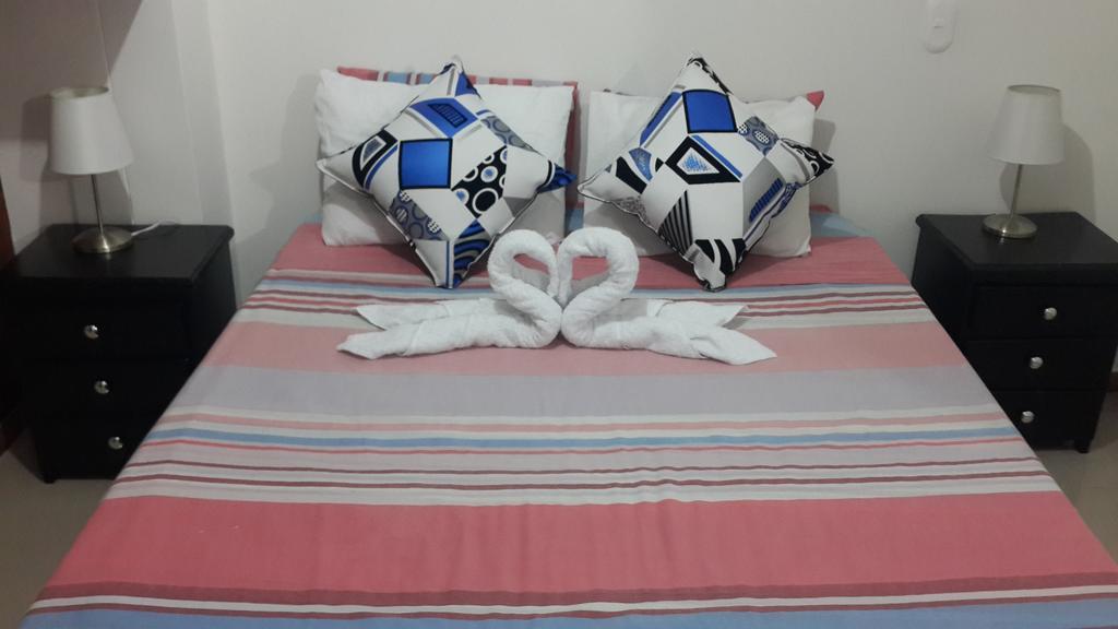 Habitaciones En 메딜린 외부 사진