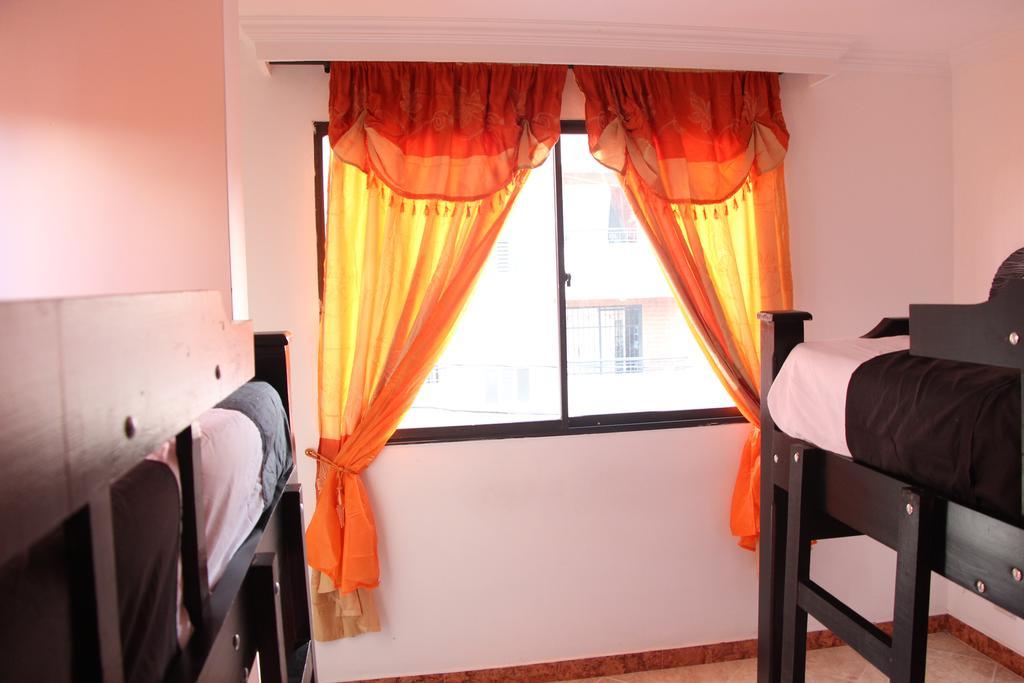 Habitaciones En 메딜린 외부 사진