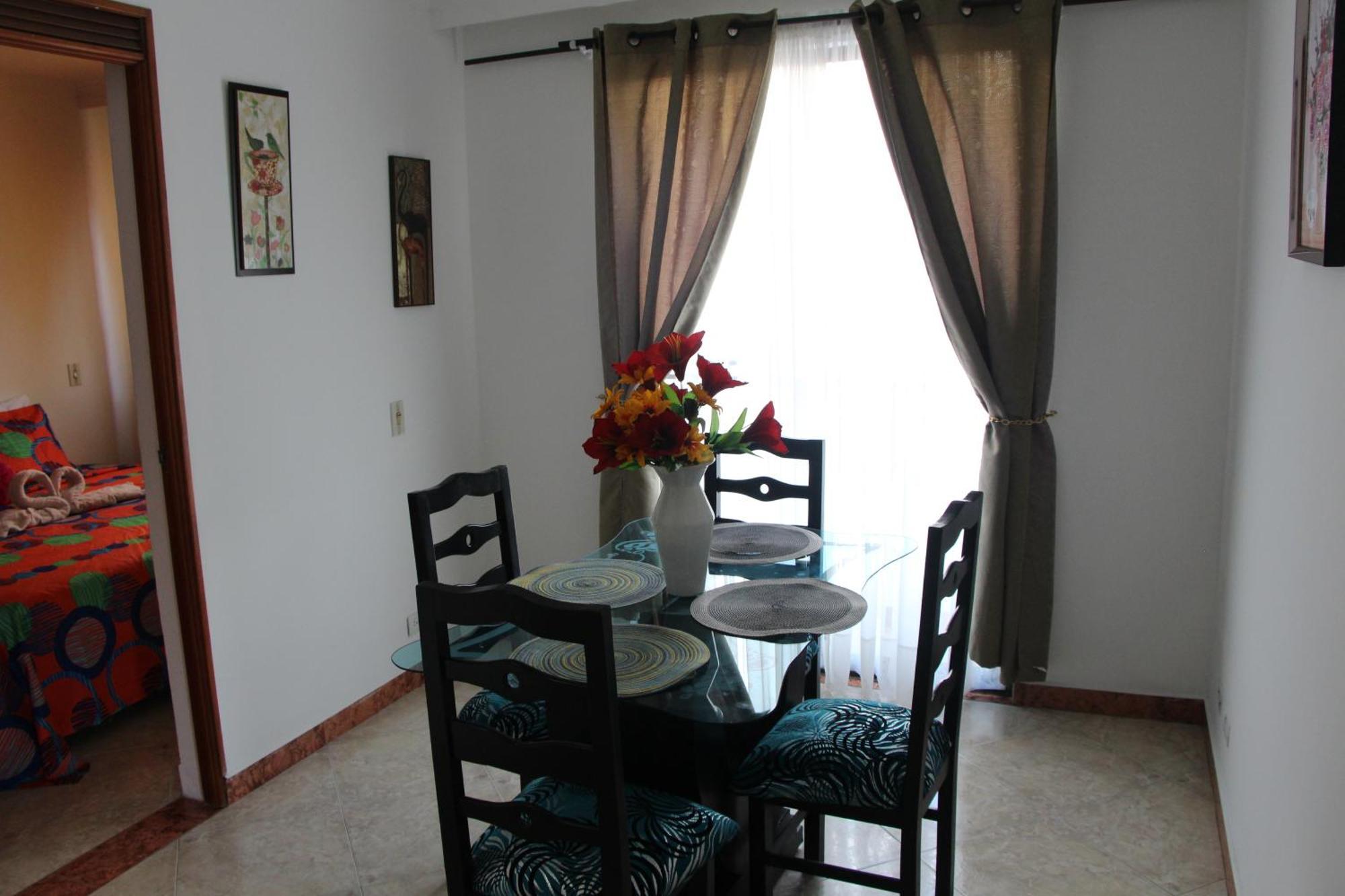 Habitaciones En 메딜린 외부 사진